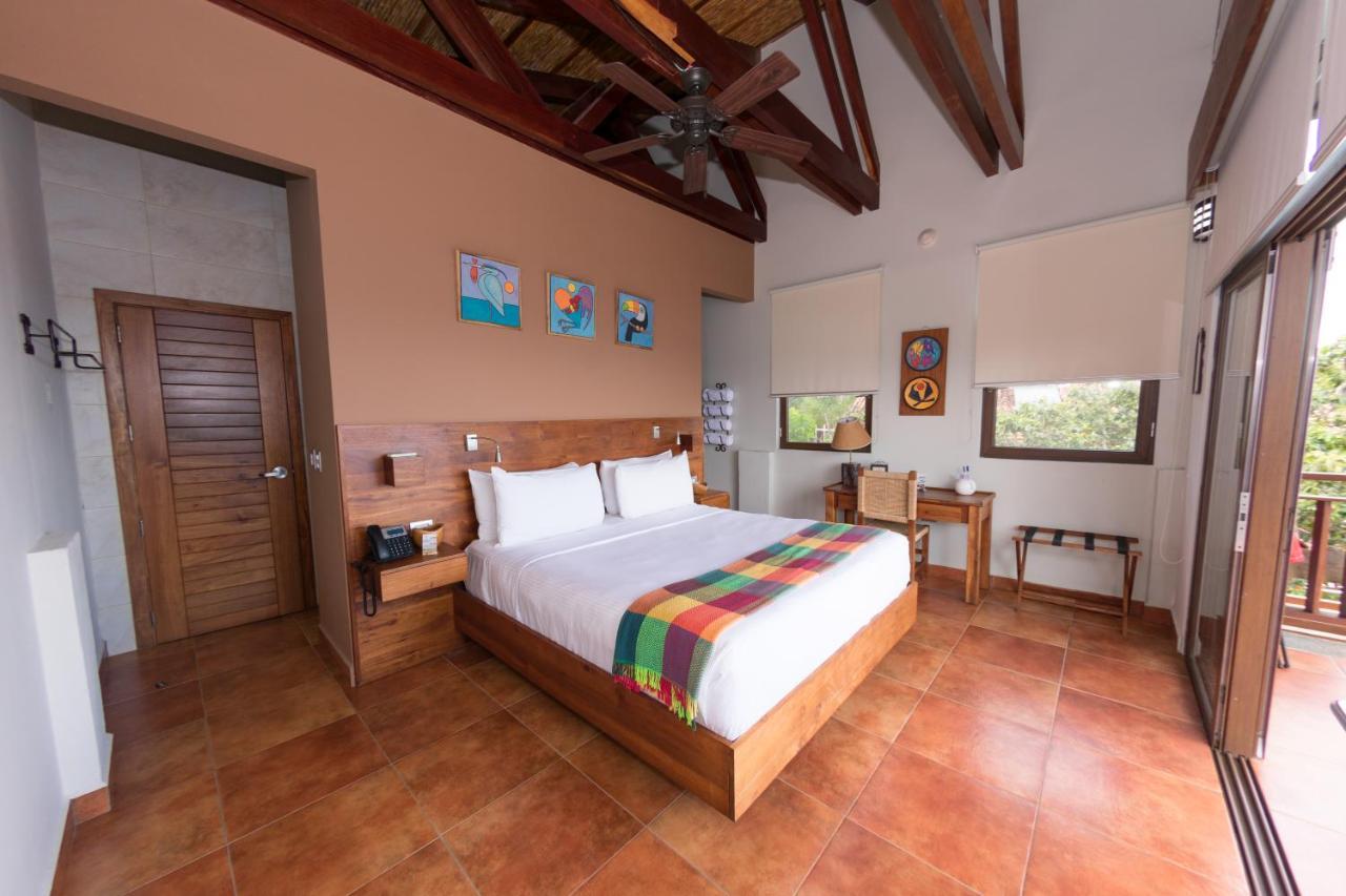 Pacaya Lodge And Spa La Laguna Exterior photo